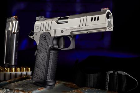 NIGHTHAWK 1911 BDS9 IOS GOVERNMENT (DOUBLE STACK) SILVER DLC FINISH 5